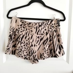 Forever21 | Super soft animal print shorts (S/P)